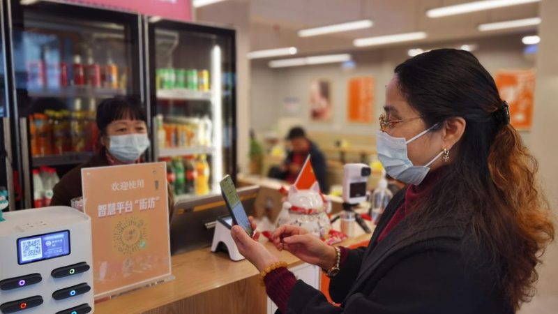 面对众多的保洁公司，业主在挑选时可以从以下几个方面进行考量：